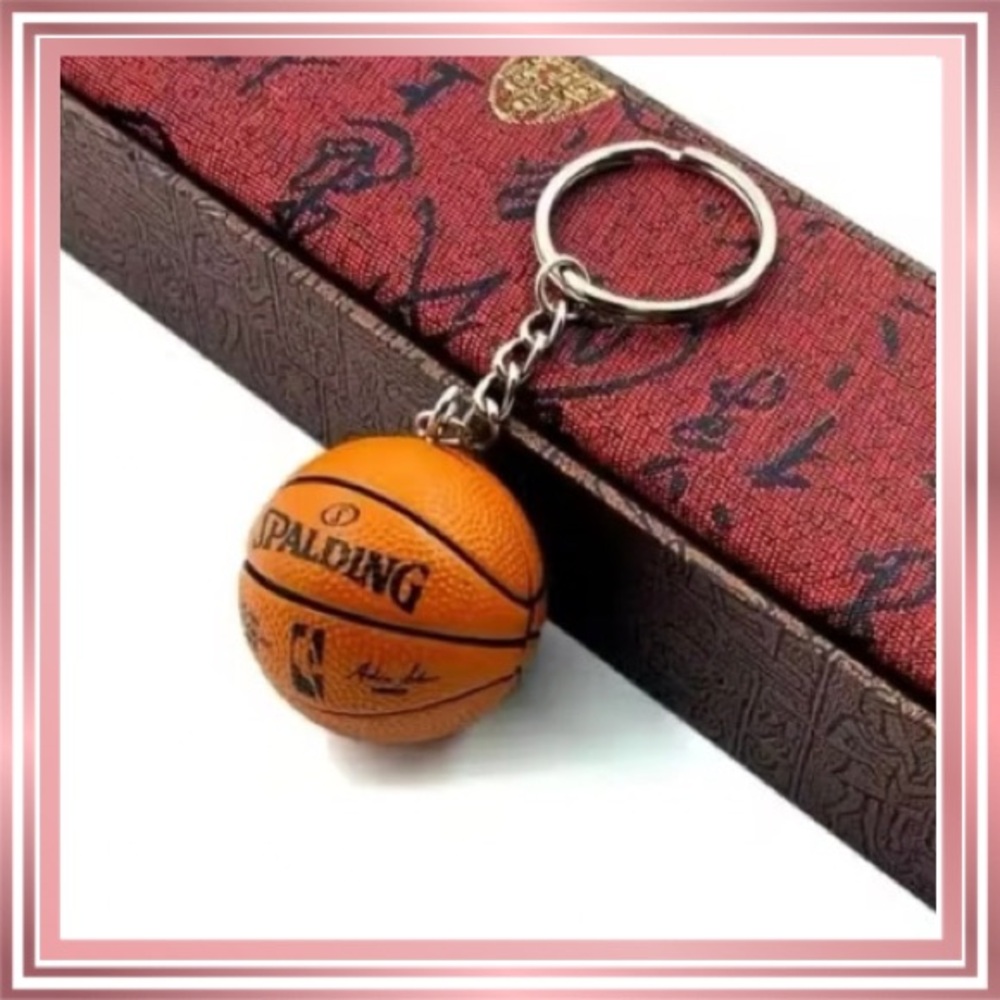 SPAULDING Basketball 🏀 Keychain